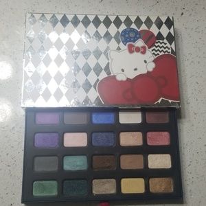 Sephora x Hello kitty palette